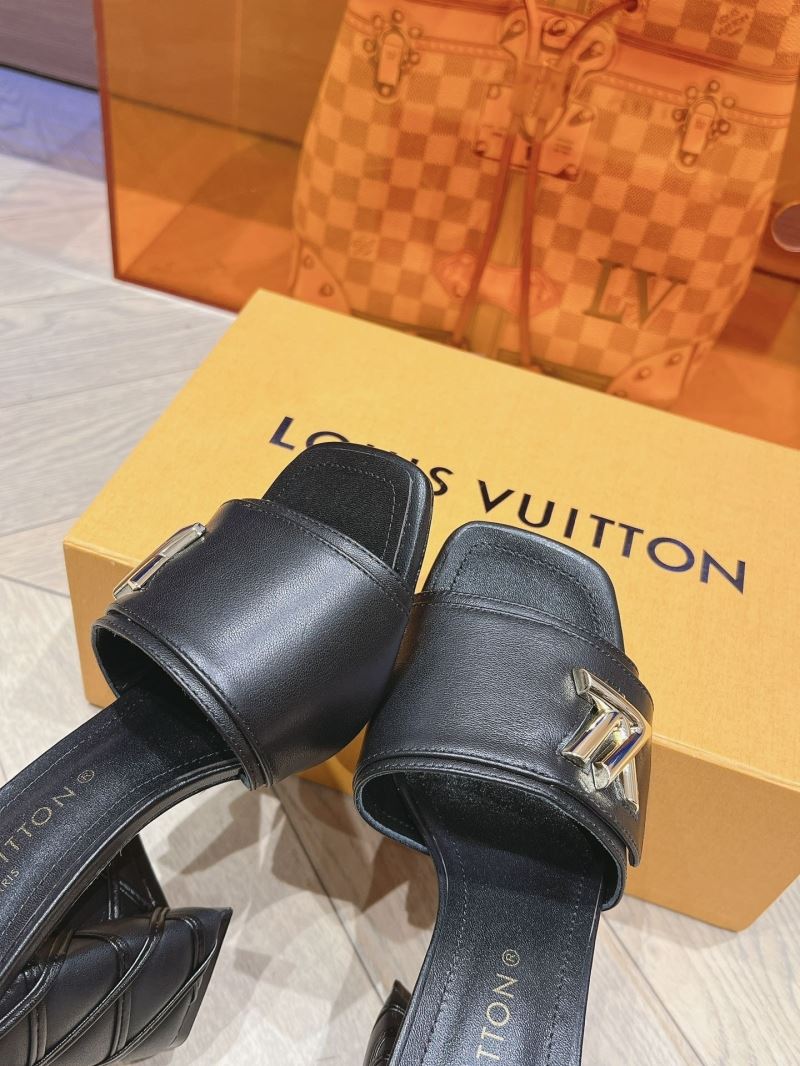 Louis Vuitton Slippers